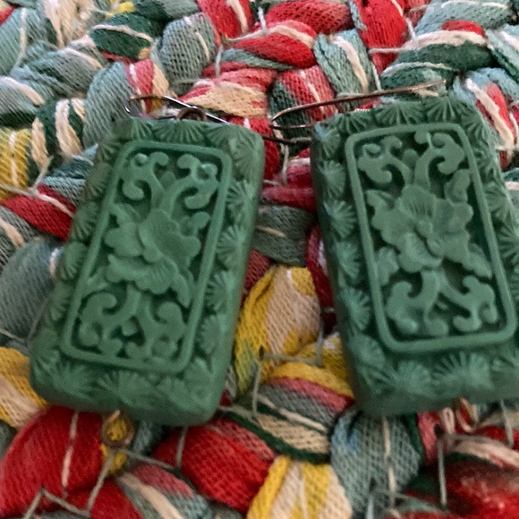 Jewelry - Green Carved Earrings